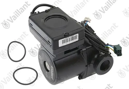 Vaillant Pumpe mit einer schwarzen Gehäuseeinheit und Anschlusskabel. Zwei O-Ringe sind im Bild sichtbar, die zusammen mit der Pumpe geliefert werden.